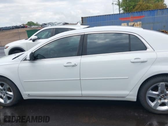 ✅ 2009 Chevrolet Malibu 1LT • VIN: 1G1ZH57B794139075 • Лот: 43495710. Опубликован ранее на IAAI с пробегом 177 323 миль. Бесплатный доступ к архиву аукционных продаж из США и подробный отчёт об истории автомобиля на DreamBid. Изображение 14.