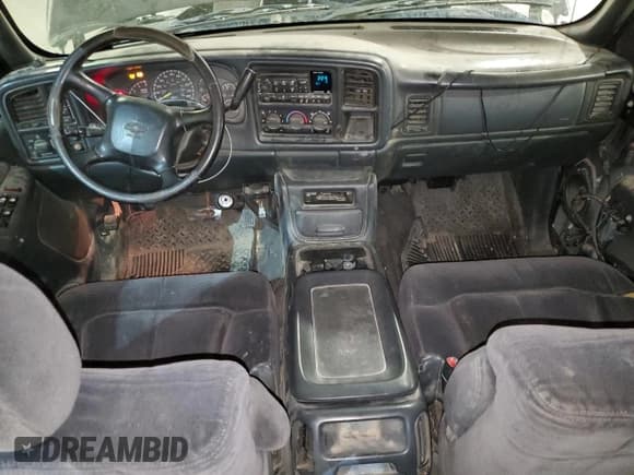 ✅ 2001 Chevrolet Silverado 2500HD • VIN: 1GCHK23181F128482 • Lot: 74553274. Wystawiony na Copart z przebiegiem Nie podano. Bezpłatny archiwum sprzedaży aukcyjnych z USA i szczegółowy raport historii pojazdu na DreamBid. Zdjęcie 8.