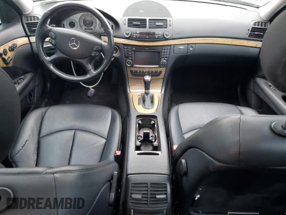 ✅ 2009 Mercedes-Benz E 350 Luxury • VIN: WDBUF56X29B390634 • Лот: 83810135. Опубликован ранее на Copart с пробегом 160 634 миль. Бесплатный доступ к архиву аукционных продаж из США и подробный отчёт об истории автомобиля на DreamBid. Изображение 8.