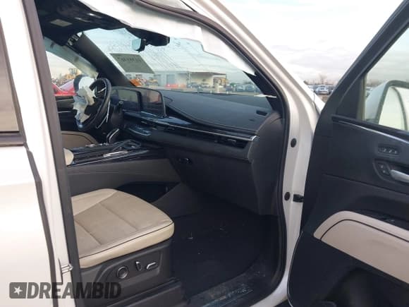 ✅ 2021 Cadillac Escalade Sport • VIN: 1GYS4EKLXMR278997 • Lot: 41381367. Listed on IAAI with 80,769 mi. Free auction sales archive from the USA and detailed vehicle history report at DreamBid. Image 5.