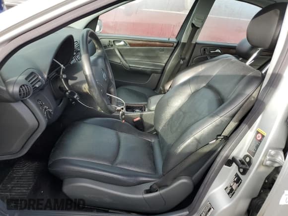 ✅ 2004 Mercedes-Benz C 320 • VIN: WDBRF84J14F547660 • Лот: 75061074. Опубликован ранее на Copart с пробегом 477 миль. Бесплатный доступ к архиву аукционных продаж из США и подробный отчёт об истории автомобиля на DreamBid. Изображение 7.