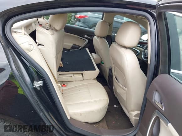 ✅ 2014 Buick Regal Premium I • VIN: 2G4GN5EX8E9222832 • Lot: 43072074. Listed on IAAI with 135,510 mi. Free auction sales archive from the USA and detailed vehicle history report at DreamBid. Image 8.