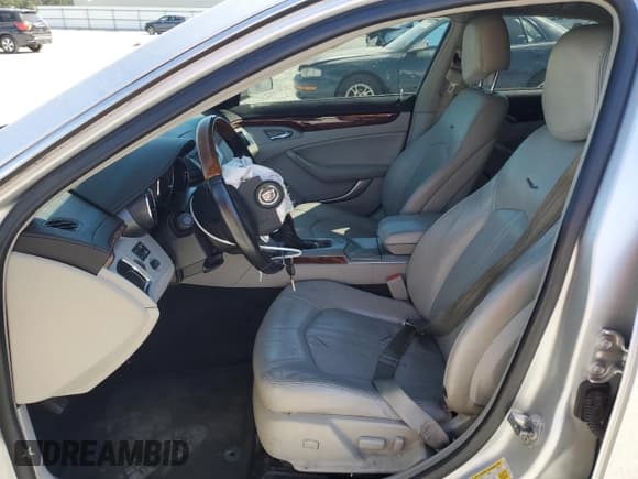 ✅ 2012 Cadillac CTS Luxury • VIN: 1G6DE5E59C0112789 • Lot: 82315895. Wystawiony na Copart z przebiegiem 187 947 mil. Bezpłatny archiwum sprzedaży aukcyjnych z USA i szczegółowy raport historii pojazdu na DreamBid. Zdjęcie 7.