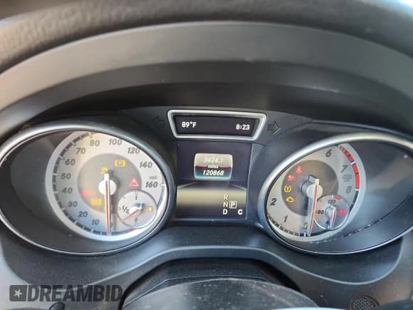 ✅ 2016 Mercedes-Benz CLA 250 • VIN: WDDSJ4EB5GN381256 • Lot: 69840435. Wystawiony na Copart z przebiegiem 120 868 mil. Bezpłatny archiwum sprzedaży aukcyjnych z USA i szczegółowy raport historii pojazdu na DreamBid. Zdjęcie 9.