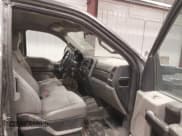 ✅ 2018 Ford F-250 XL • VIN: 1FT7X2B64JEB31377 • Lot: 42245823. Wystawiony na IAAI z przebiegiem 164 911 mil. Bezpłatny archiwum sprzedaży aukcyjnych z USA i szczegółowy raport historii pojazdu na DreamBid. Zdjęcie 5.