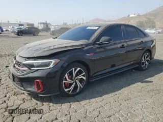 ✅ 2022 Volkswagen Jetta Autobahn • VIN: 3VW2T7BU2NM025198 • Lot: 62683635. Listed on Copart with 27,530 mi. Free auction sales archive from the USA and detailed vehicle history report at DreamBid. Image 1.