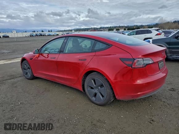 ✅ 2022 Tesla Model 3 Long Range • VIN: 5YJ3E1EB9NF133749 • Lot: 96002905. Wystawiony na Copart z przebiegiem 59 453 mil. Bezpłatny archiwum sprzedaży aukcyjnych z USA i szczegółowy raport historii pojazdu na DreamBid. Zdjęcie 2.