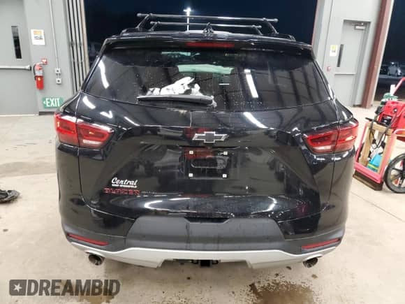 2024 Chevrolet Blazer LT z VIN 3GNKBJR49RS217400, wystawiony jako Copart lot #42521405 z przebiegiem 10 380 mil mil oraz Szkoda całkowita • Salvage title. Historia ofert i sprzedaży dostępna na DreamBid. Obrazek 6.