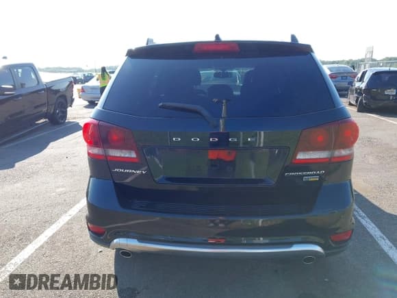 ✅ 2017 Dodge Journey Crossroad Plus • VIN: 3C4PDCGG4HT533099 • Lot: 42824261. Listed on IAAI with 80,413 mi. Free auction sales archive from the USA and detailed vehicle history report at DreamBid. Image 15.