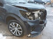 ✅ 2025 Ford Explorer ST-Line • VIN: 1FMUK8KH3SGB60361 • Lot: 43863977. Wystawiony na IAAI z przebiegiem 16 532 mil. Bezpłatny archiwum sprzedaży aukcyjnych z USA i szczegółowy raport historii pojazdu na DreamBid. Zdjęcie 18.