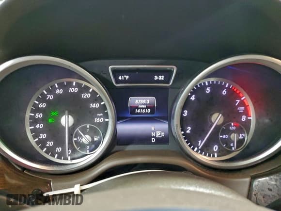 ✅ 2014 Mercedes-Benz M 350 • VIN: 4JGDA5HBXEA366224 • Lot: 95416635. Listed on Copart with 141,610 mi. Free auction sales archive from the USA and detailed vehicle history report at DreamBid. Image 9.