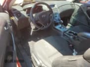 ✅ 2012 Hyundai Genesis Coupe 2.0T • VIN: KMHHT6KD4CU070767 • Lot: 59059055. Wystawiony na Copart z przebiegiem 105 659 mil. Bezpłatny archiwum sprzedaży aukcyjnych z USA i szczegółowy raport historii pojazdu na DreamBid. Zdjęcie 8.