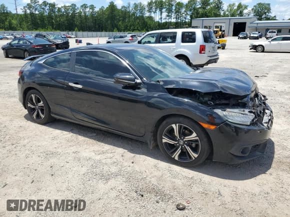 ✅ 2017 Honda Civic Touring • VIN: 2HGFC3B95HH361876 • Lot: 60894255. Listed on Copart with 161,127 mi. Free auction sales archive from the USA and detailed vehicle history report at DreamBid. Image 4.