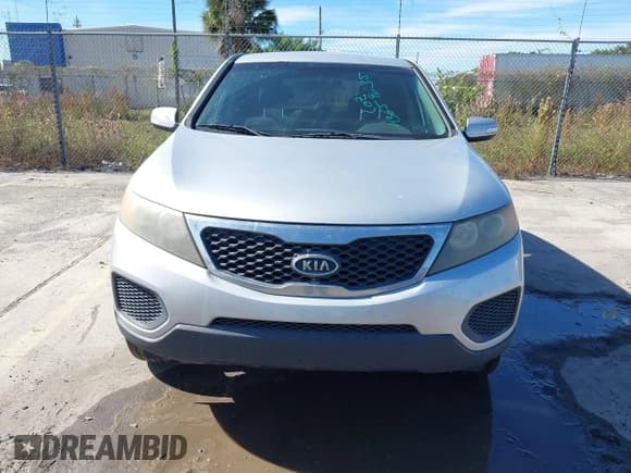 ✅ 2012 Kia Sorento LX • VIN: 5XYKT3A17CG223840 • Lot: 43659635. Wystawiony na IAAI z przebiegiem 245 260 mil. Bezpłatny archiwum sprzedaży aukcyjnych z USA i szczegółowy raport historii pojazdu na DreamBid. Zdjęcie 6.