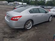 ✅ 2010 Nissan Maxima SV • VIN: 1N4AA5AP5AC819697 • Lot: 43023958. Listed on IAAI with 113,105 mi. Free auction sales archive from the USA and detailed vehicle history report at DreamBid. Image 4.