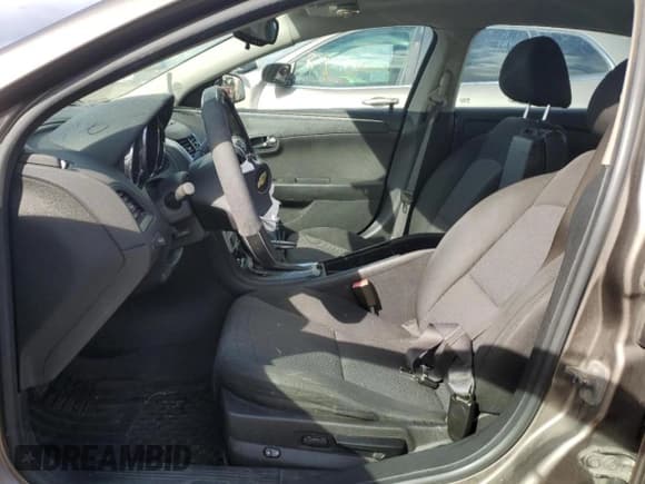 ✅ 2012 Chevrolet Malibu 1LT • VIN: 1G1ZC5E05CF225786 • Lot: 82689925. Listed on Copart with 124,176 mi. Free auction sales archive from the USA and detailed vehicle history report at DreamBid. Image 7.