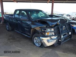 2011 Chevrolet Silverado 2500HD Work Truck z VIN 1GC2KVCG6BZ258000, wystawiony jako IAAI lot #42504508 z przebiegiem Nie podano mil oraz . Historia ofert i sprzedaży dostępna na DreamBid. Obrazek 1.