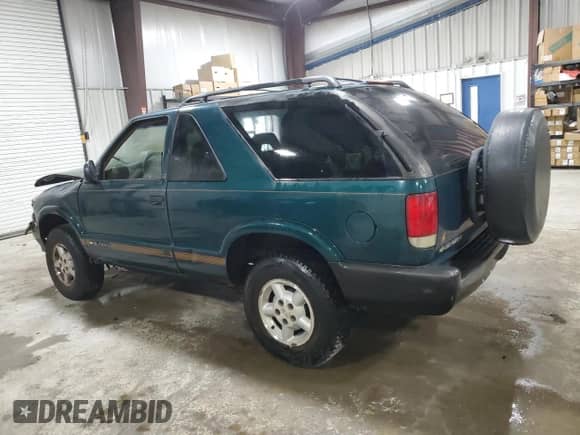 1996 Chevrolet Blazer с VIN 1GNCT18W7TK133678, выставлен на аукционе Copart как лот 67274724 с пробегом Не указан миль и Списание • Salvage title. История ставок и продаж доступна на DreamBid. Изображение 2.