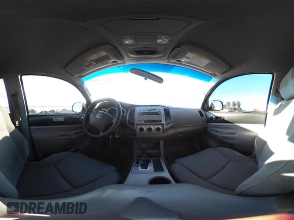 ✅ 2007 Toyota Tacoma PreRunner • VIN: 5TEJU62N37Z346817 • Lot: 41431628. Listed on IAAI with 214,427 mi. Free auction sales archive from the USA and detailed vehicle history report at DreamBid. Image 18.