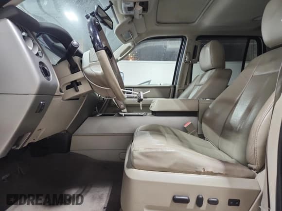 ✅ 2012 Ford Expedition Max Limited • VIN: 1FMJK2A55CEF39527 • Lot: 85928165. Listed on Copart with 228,014 mi. Free auction sales archive from the USA and detailed vehicle history report at DreamBid. Image 7.