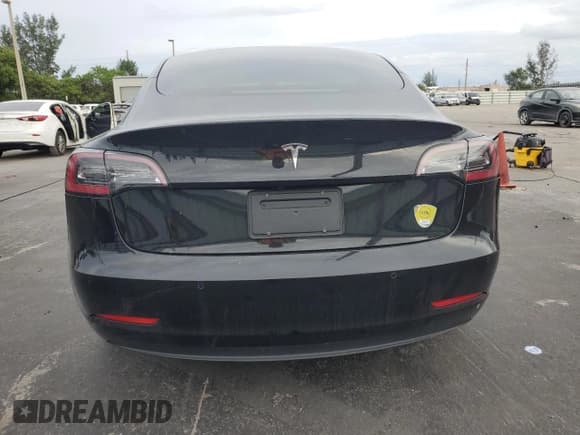 ✅ 2022 Tesla Model 3 • VIN: 5YJ3E1EA8NF342665 • Lot: 91630325. Wystawiony na Copart z przebiegiem 38 777 mil. Bezpłatny archiwum sprzedaży aukcyjnych z USA i szczegółowy raport historii pojazdu na DreamBid. Zdjęcie 6.