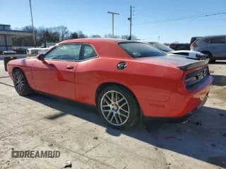 ✅ 2016 Dodge Challenger R/T • VIN: 2C3CDZBT5GH201948 • Lot: 37646314. Wystawiony na Copart z przebiegiem 71 247 mil. Bezpłatny archiwum sprzedaży aukcyjnych z USA i szczegółowy raport historii pojazdu na DreamBid. Zdjęcie 2.