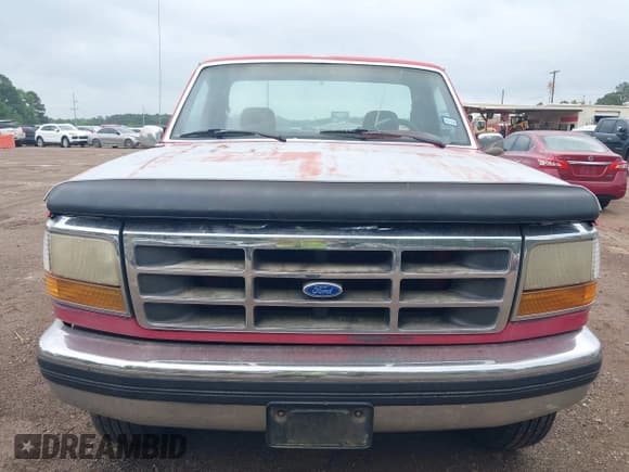 ✅ 1992 Ford F-250 • VIN: 1FTHF25H9NNA35383 • Лот: 41969706. Опубликован ранее на IAAI с пробегом Не указан. Бесплатный доступ к архиву аукционных продаж из США и подробный отчёт об истории автомобиля на DreamBid. Изображение 6.