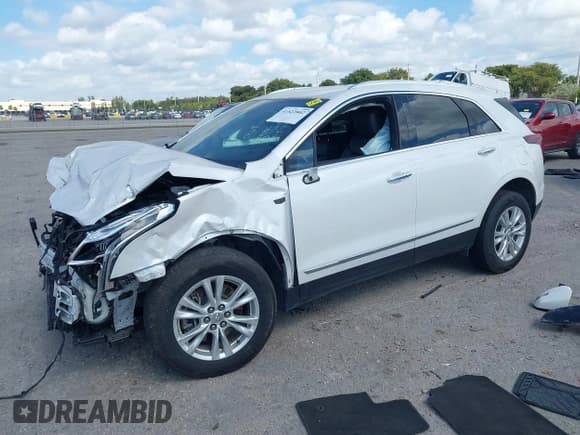 ✅ 2021 Cadillac XT5 FWD Luxury • VIN: 1GYKNAR40MZ146268 • Lot: 41522802. Wystawiony na IAAI z przebiegiem 61 775 mil. Bezpłatny archiwum sprzedaży aukcyjnych z USA i szczegółowy raport historii pojazdu na DreamBid. Zdjęcie 18.