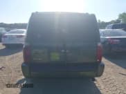 ✅ 2007 Jeep Commander Sport • VIN: 1J8HG48K47C567356 • Лот: 42791608. Опубликован ранее на IAAI с пробегом 159 517 миль. Бесплатный доступ к архиву аукционных продаж из США и подробный отчёт об истории автомобиля на DreamBid. Изображение 17.