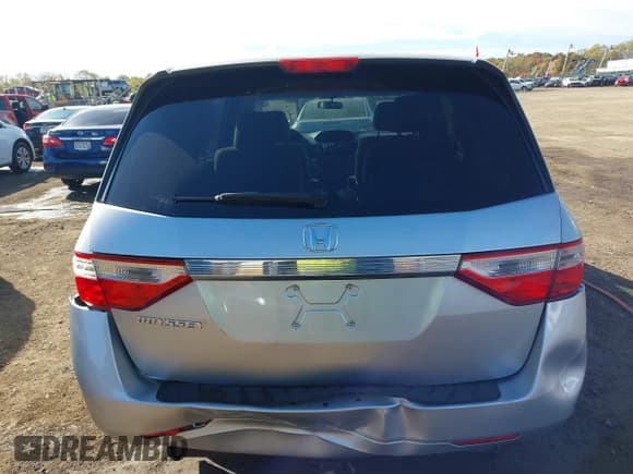 ✅ 2012 Honda Odyssey EX • VIN: 5FNRL5H4XCB125323 • Лот: 43606977. Опубликован ранее на IAAI с пробегом 178 221 миль. Бесплатный доступ к архиву аукционных продаж из США и подробный отчёт об истории автомобиля на DreamBid. Изображение 16.