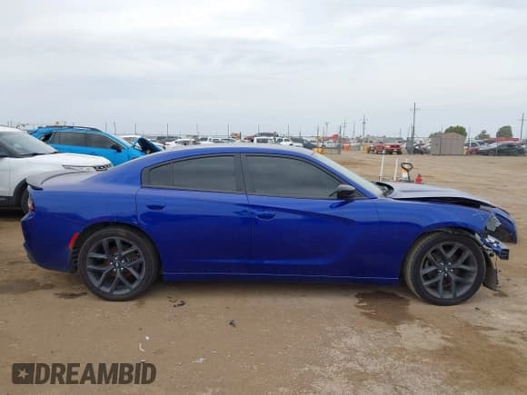 ✅ 2019 Dodge Charger SXT • VIN: 2C3CDXBG0KH745175 • Lot: 43277939. Listed on IAAI with 38,707 mi. Free auction sales archive from the USA and detailed vehicle history report at DreamBid. Image 14.