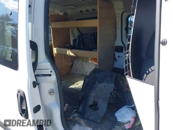 ✅ 2017 Ram ProMaster City Cargo Tradesman SLT • VIN: ZFBERFBB8H6E10430 • Лот: 41659225. Опубликован ранее на IAAI с пробегом 105 483 миль. Бесплатный доступ к архиву аукционных продаж из США и подробный отчёт об истории автомобиля на DreamBid. Изображение 8.