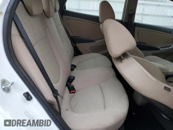 ✅ 2016 Hyundai Accent SE • VIN: KMHCT4AE3GU145988 • Lot: 57400044. Wystawiony na Copart z przebiegiem Nie podano. Bezpłatny archiwum sprzedaży aukcyjnych z USA i szczegółowy raport historii pojazdu na DreamBid. Zdjęcie 10.