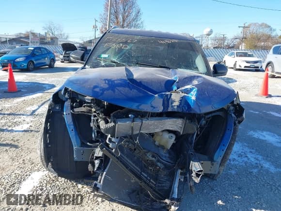 ✅ 2023 Ford Explorer Limited • VIN: 1FMSK8FH1PGA07339 • Lot: 41018629. Wystawiony na IAAI z przebiegiem 26 440 mil. Bezpłatny archiwum sprzedaży aukcyjnych z USA i szczegółowy raport historii pojazdu na DreamBid. Zdjęcie 11.