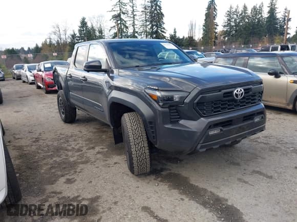 ✅ 2024 Toyota Tacoma TRD Sport • VIN: 3TMLB5JN3RM052733 • Lot: 43736927. Listed on IAAI with 10,142 mi. Free auction sales archive from the USA and detailed vehicle history report at DreamBid. Image 1.
