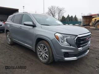 ✅ 2023 GMC Terrain Denali • VIN: 3GKALXEG1PL266493 • Lot: 41547132. Wystawiony na IAAI z przebiegiem 13 028 mil. Bezpłatny archiwum sprzedaży aukcyjnych z USA i szczegółowy raport historii pojazdu na DreamBid. Zdjęcie 1.