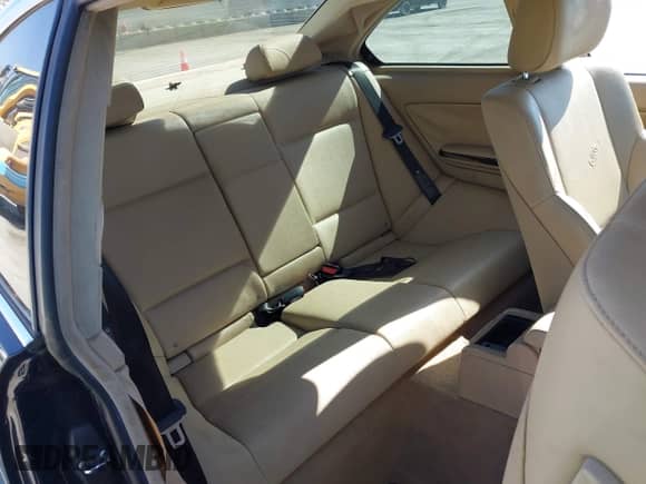 2006 BMW 3 Series 325Ci с VIN WBABD334X6PL08870, выставлен на аукционе IAAI как лот 43566623 с пробегом 119 417 миль миль и . История ставок и продаж доступна на DreamBid. Изображение 8.