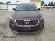 ✅ 2019 Kia Sorento S • VIN: 5XYPG4A55KG454883 • Lot: 81461705. Listed on Copart with 133,464 mi. Free auction sales archive from the USA and detailed vehicle history report at DreamBid. Image 5.