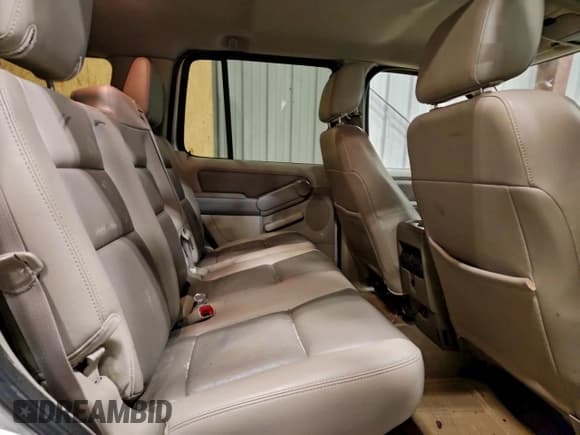 ✅ 2007 Ford Explorer XLT • VIN: 1FMEU73E37UB07326 • Lot: 95713275. Listed on Copart with 141,885 mi. Free auction sales archive from the USA and detailed vehicle history report at DreamBid. Image 11.