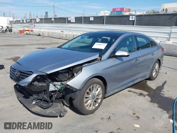 2015 Hyundai Sonata Sport с VIN 5NPE34AF0FH127365, выставлен на аукционе IAAI как лот 43508172 с пробегом 81 206 миль миль и . История ставок и продаж доступна на DreamBid. Изображение 18.