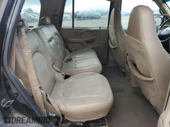 ✅ 2001 Ford Expedition Eddie Bauer • VIN: 1FMPU18LX1LA25281 • Лот: 56880184. Опубликован ранее на Copart с пробегом Не указан. Бесплатный доступ к архиву аукционных продаж из США и подробный отчёт об истории автомобиля на DreamBid. Изображение 11.