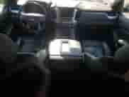 2019 Chevrolet Tahoe LT z VIN 1GNSKBKC8KR295232, wystawiony jako Copart lot #85880395 z przebiegiem 86 415 mil mil oraz Szkoda całkowita • Salvage title. Historia ofert i sprzedaży dostępna na DreamBid. Obrazek 8.