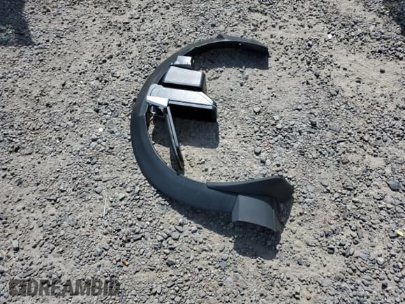 ✅ 2018 Mazda CX-3 Touring • VIN: JM1DKDC77J0305654 • Лот: 81857985. Опубликован ранее на Copart с пробегом 145 800 миль. Бесплатный доступ к архиву аукционных продаж из США и подробный отчёт об истории автомобиля на DreamBid. Изображение 13.