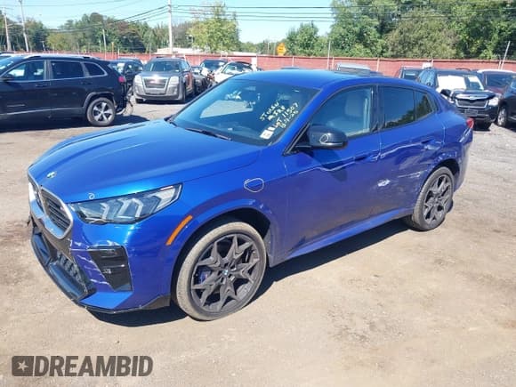 ✅ 2024 BMW X2 M35i • VIN: WBX83GM00R5Y61789 • Lot: 43167384. Listed on IAAI with 38,013 mi. Free auction sales archive from the USA and detailed vehicle history report at DreamBid. Image 17.