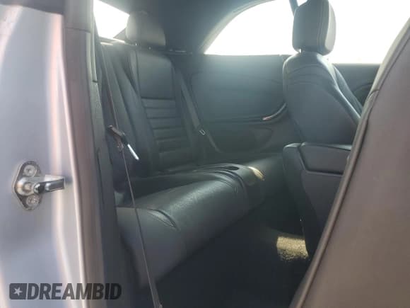 ✅ 2016 Buick Cascada Premium • VIN: W04WT3N54GG054775 • Лот: 81474425. Опубликован ранее на Copart с пробегом 120 133 миль. Бесплатный доступ к архиву аукционных продаж из США и подробный отчёт об истории автомобиля на DreamBid. Изображение 10.