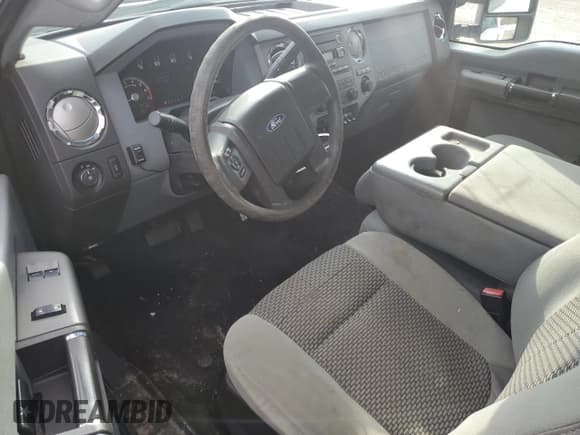 ✅ 2012 Ford F-250 XL • VIN: 1FTBF2B63CEA19489 • Lot: 50071255. Listed on Copart with 124,268 mi. Free auction sales archive from the USA and detailed vehicle history report at DreamBid. Image 8.