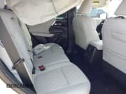 ✅ 2022 Mitsubishi Outlander SEL • VIN: JA4J4VA8XNZ057572 • Lot: 43165710. Wystawiony na IAAI z przebiegiem 19 864 mil. Bezpłatny archiwum sprzedaży aukcyjnych z USA i szczegółowy raport historii pojazdu na DreamBid. Zdjęcie 8.