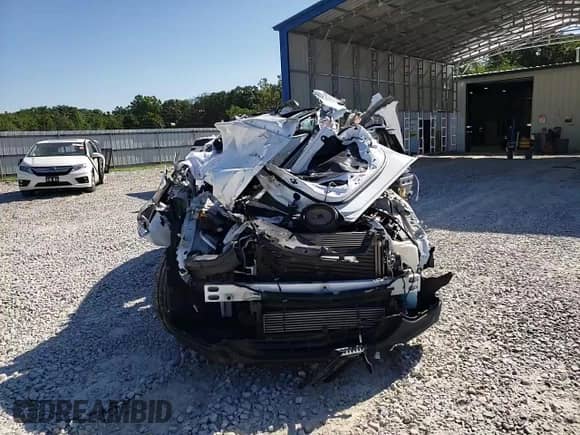 2020 Chevrolet Equinox Premier с VIN 3GNAXNEVXLS673318, выставлен на аукционе Copart как лот 66230105 с пробегом Не указан миль и На запчасти • Non repairable. История ставок и продаж доступна на DreamBid. Изображение 13.