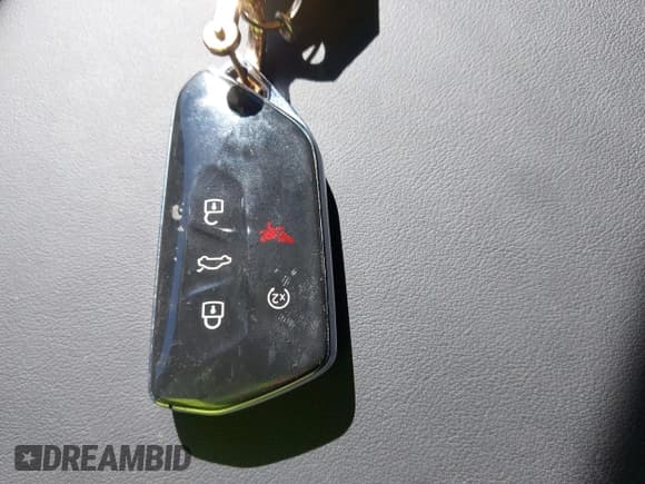 ✅ 2024 Volkswagen Atlas SEL Premium R-Line • VIN: 1V2FR2CA2RC594827 • Lot: 43312907. Wystawiony na IAAI z przebiegiem 23 710 mil. Bezpłatny archiwum sprzedaży aukcyjnych z USA i szczegółowy raport historii pojazdu na DreamBid. Zdjęcie 11.