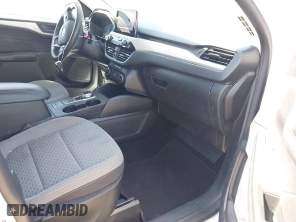 ✅ 2022 Ford Escape SE • VIN: 1FMCU9G69NUA60967 • Lot: 42255666. Listed on IAAI with 190,573 mi. Free auction sales archive from the USA and detailed vehicle history report at DreamBid. Image 5.